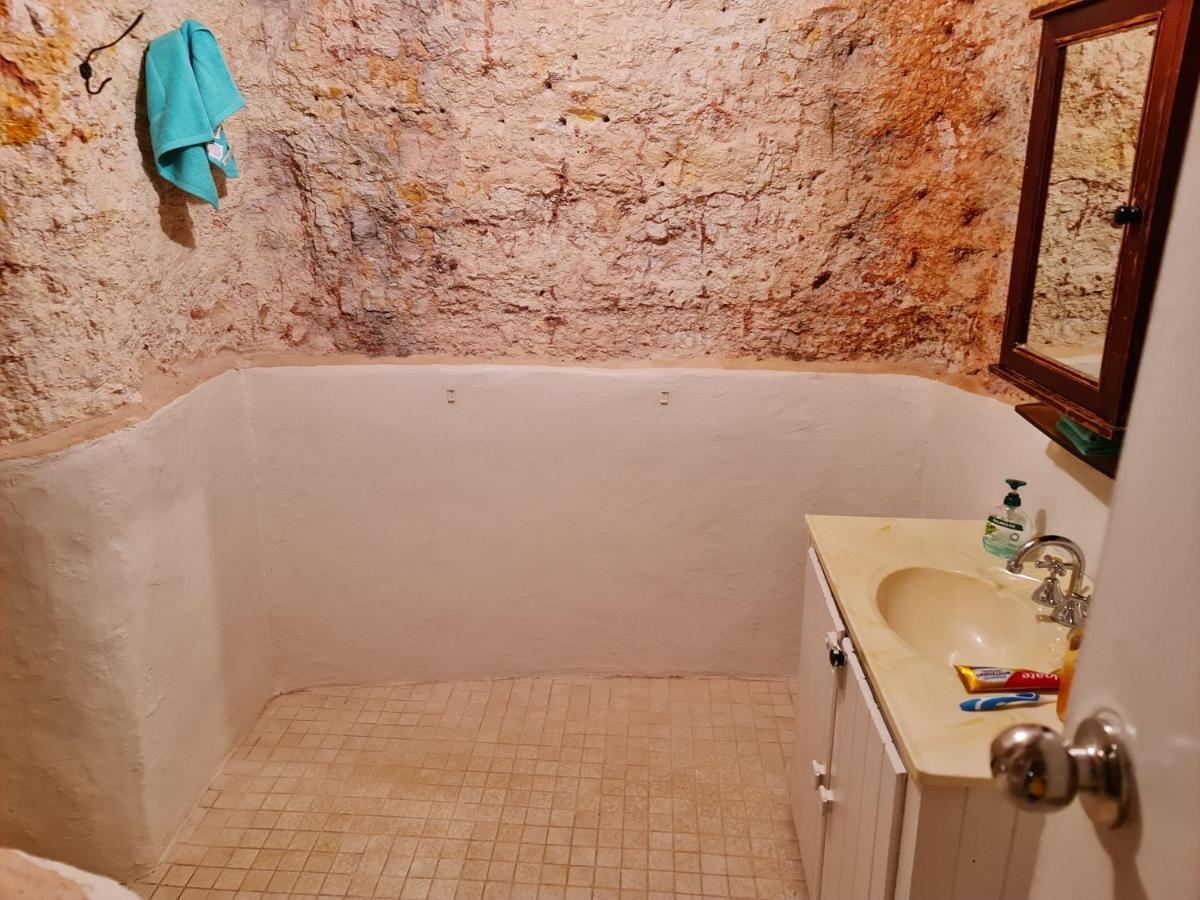 Underwood Court Fresh Dugout- Hosted By Coober Pedy Accommodations Exterior photo